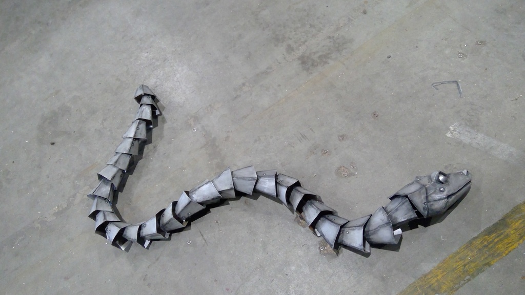 (MONTREUIL) Sculpture Serpent