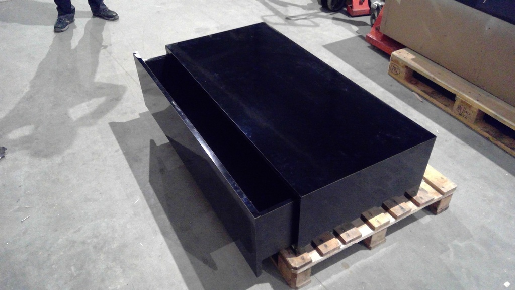 Meuble tiroir noir