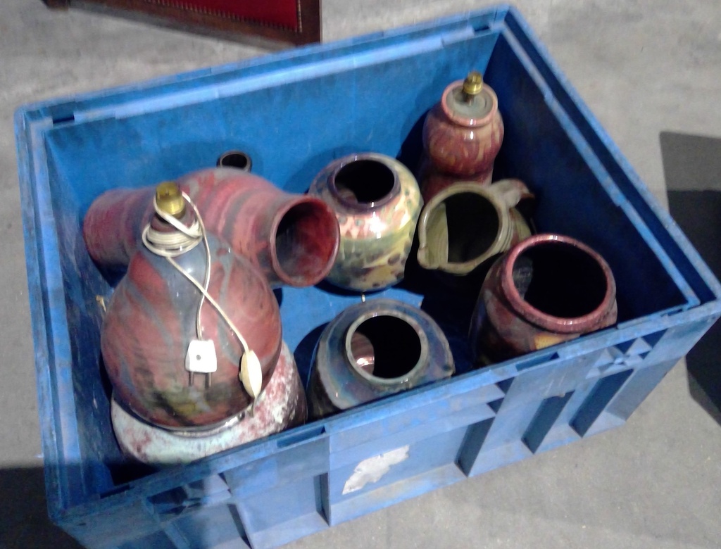 (MONTREUIL) Poterie