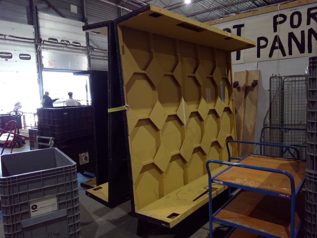(MONTREUIL) Chassis palissade noir et jaune