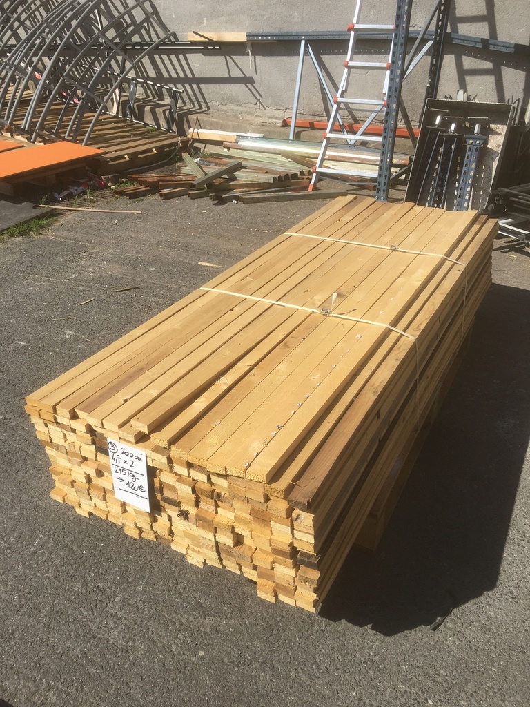 (MONTREUIL) Lot de tasseaux [L3] - 200cm de section 4,7x2cm
