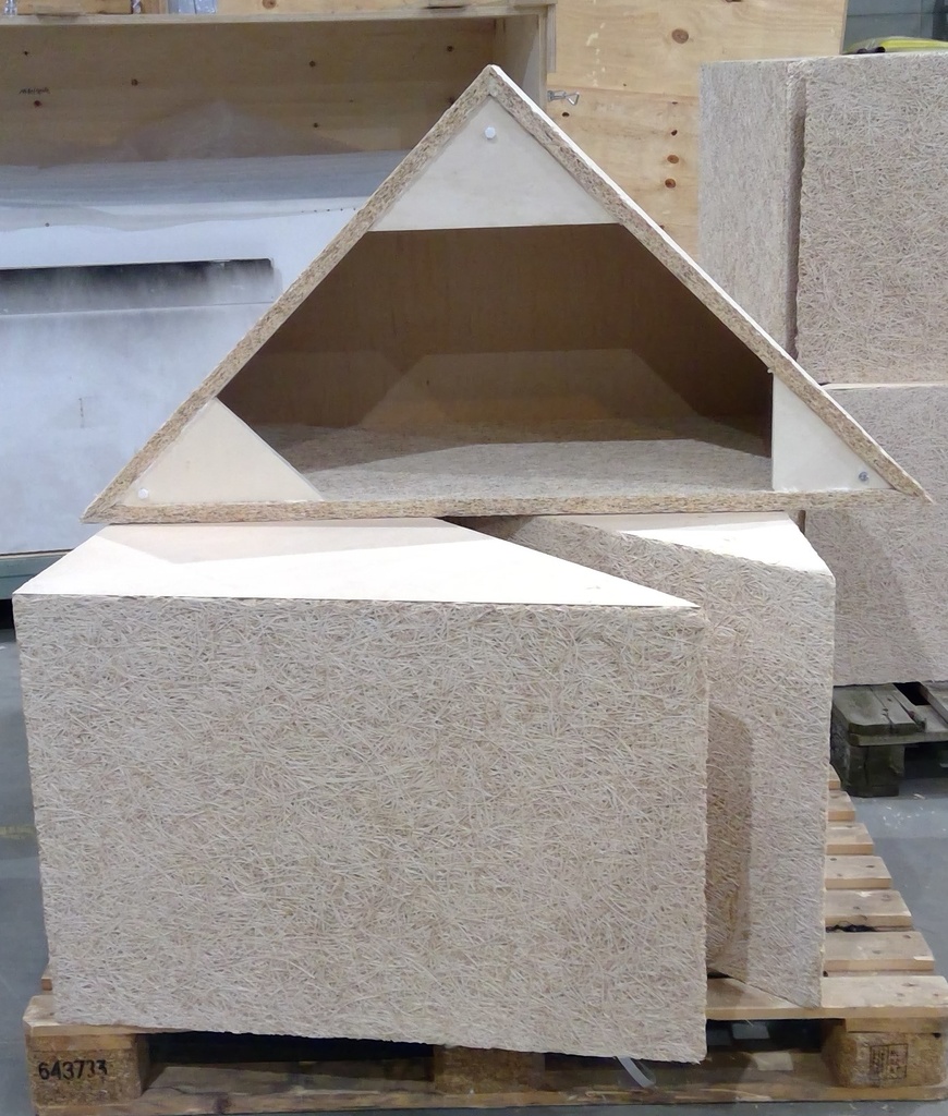 (MONTREUIL) Socle Laine de Bois - Triangle