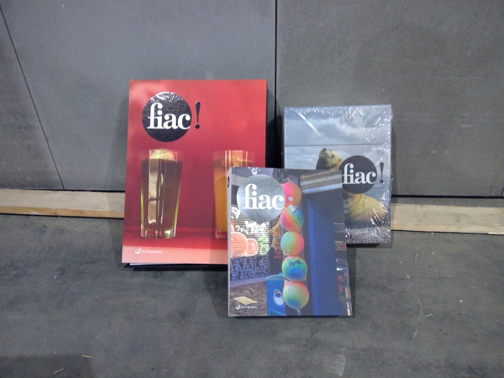 (PARIS 14) Coffret FIAC papier