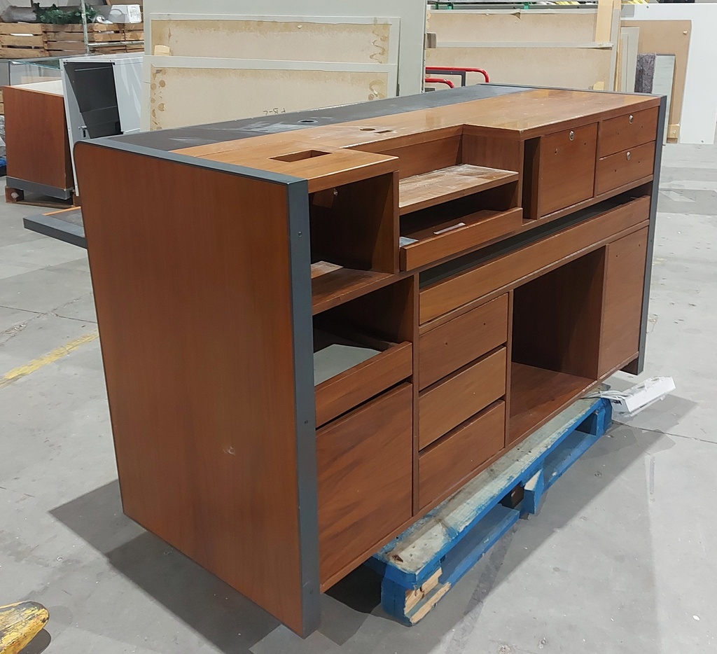 (MONTREUIL) Bureau Piano
