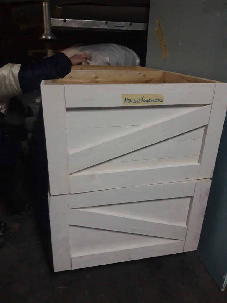 (MONTREUIL) Boite Bois massif - 10 euros