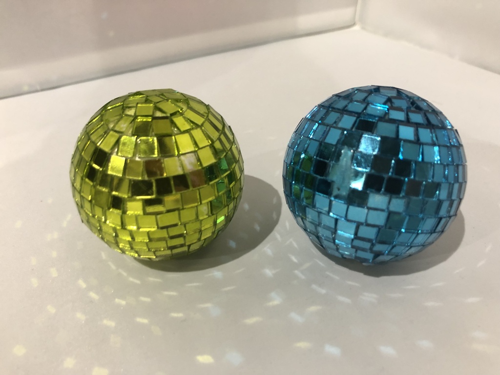 (MONTREUIL) Mini boule à facette