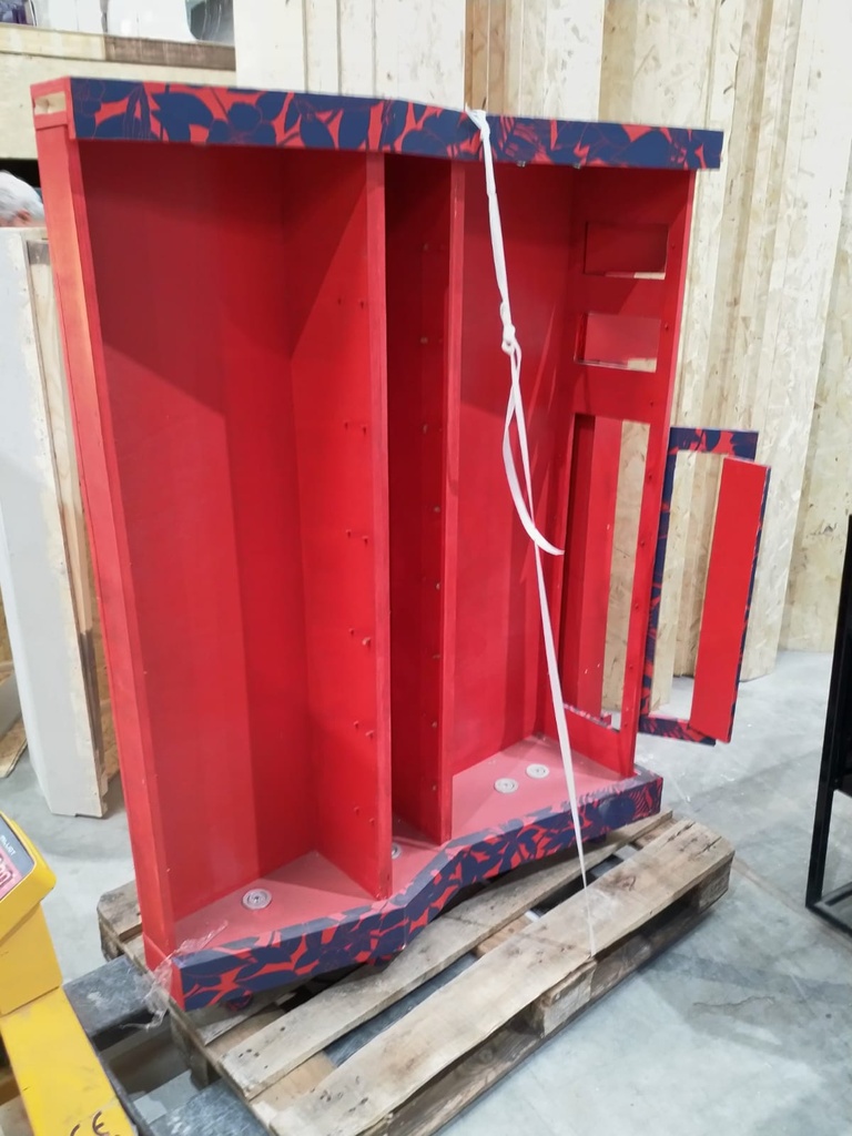 Vitrine MDF rouge/bleu