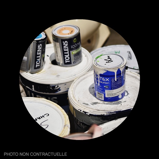 (PARIS 14) Peinture / Teinture / Colle / Enduit au KG