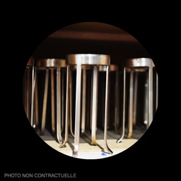 (PANTIN) PRESENTOIRS METAL AU KG